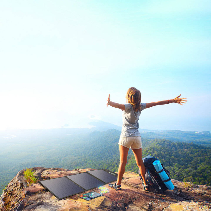 Choetech foldable solar charger 120W 1 x USB Type C / 2 x USB Type A (SC008)